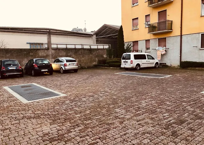Bergamo Easy Airport Private Parking