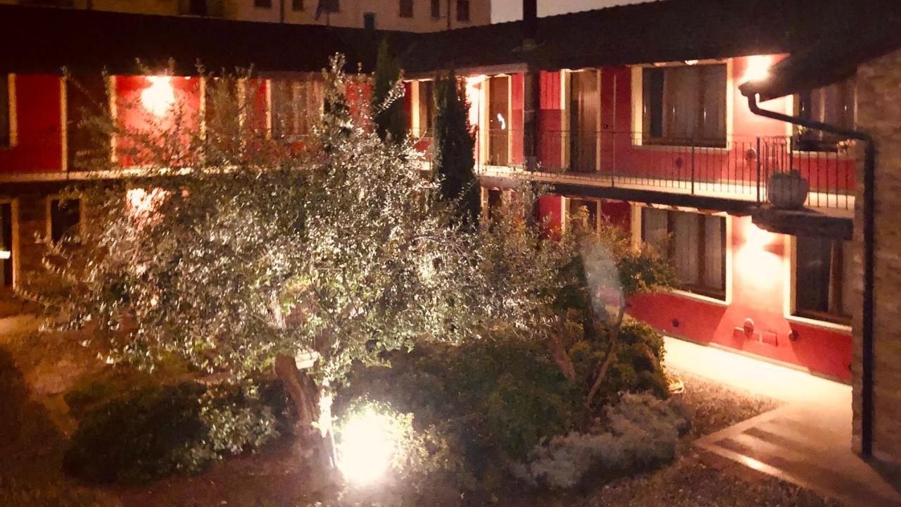 Easy Airport Private Parking Appartement