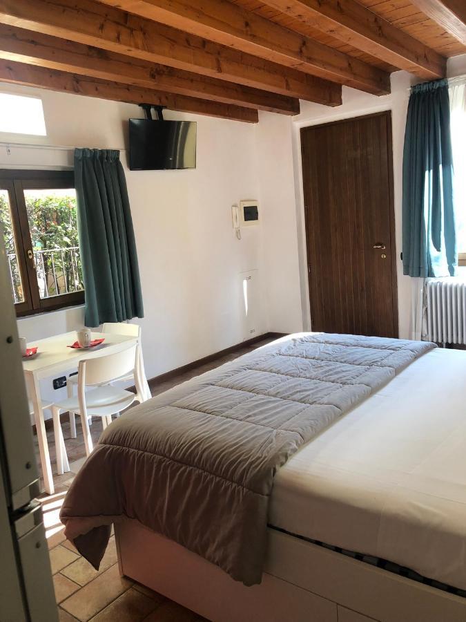 Easy Airport Private Parking Appartement