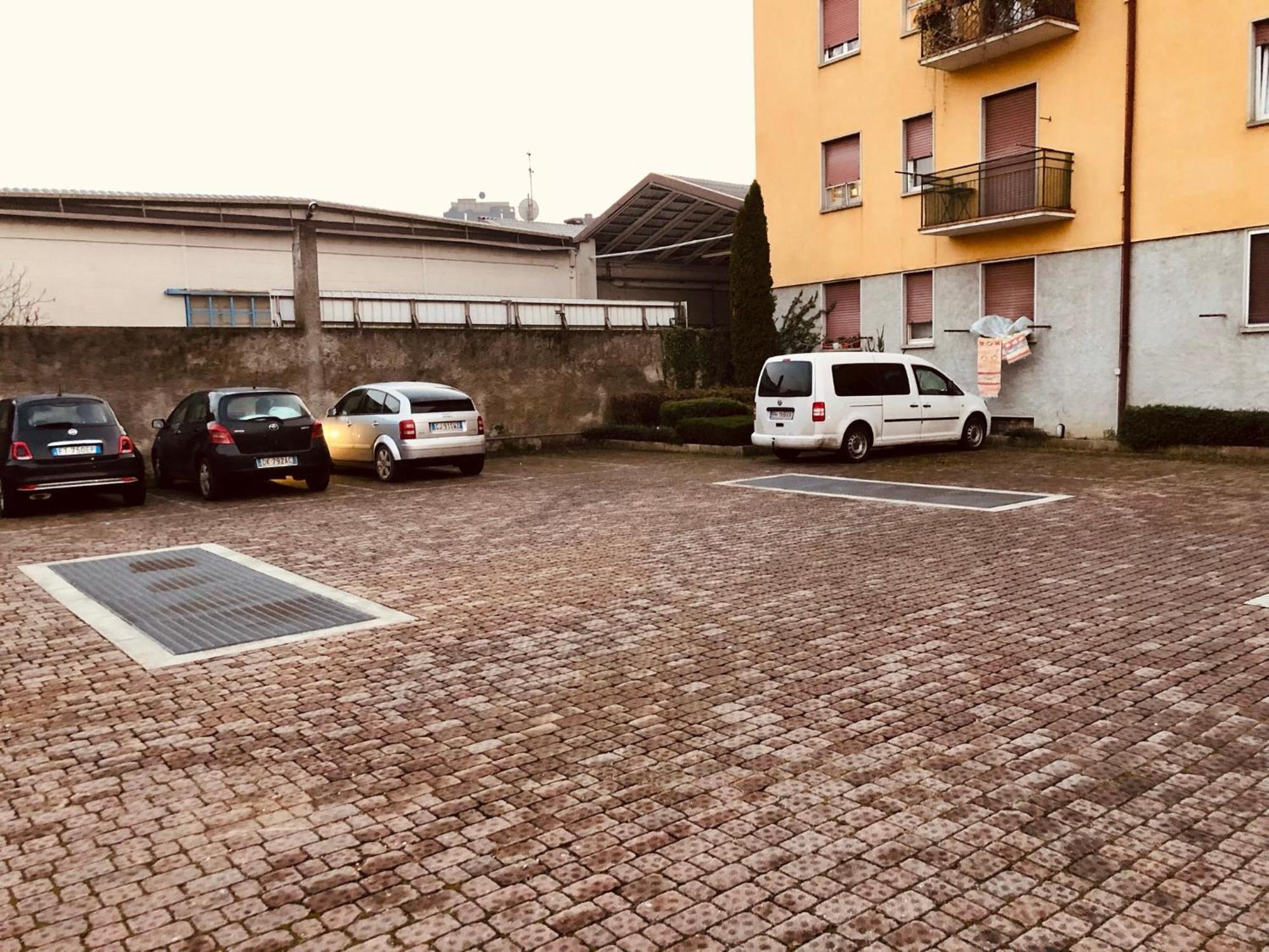 Easy Airport Private Parking * Bergame